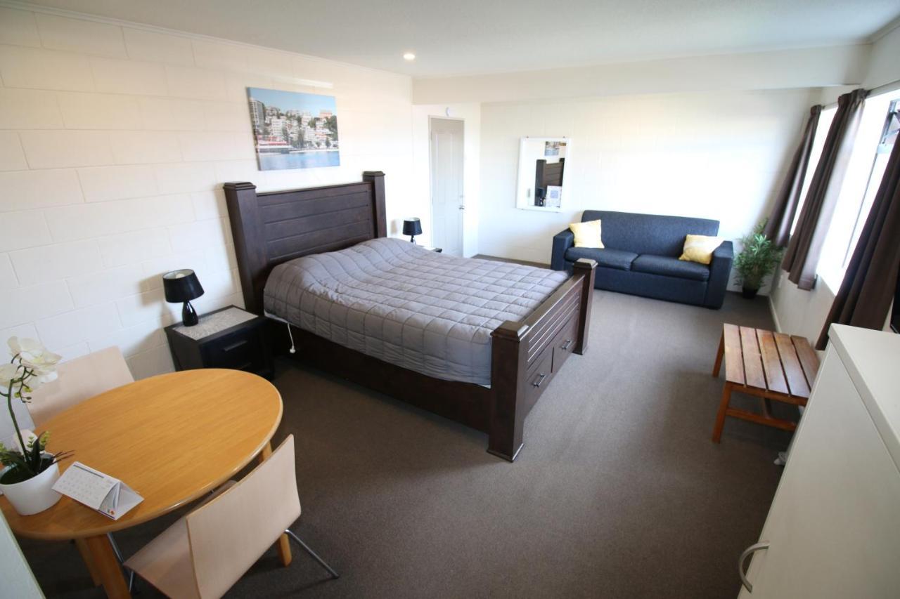 Foreshore Motor Lodge Lower Hutt Bagian luar foto