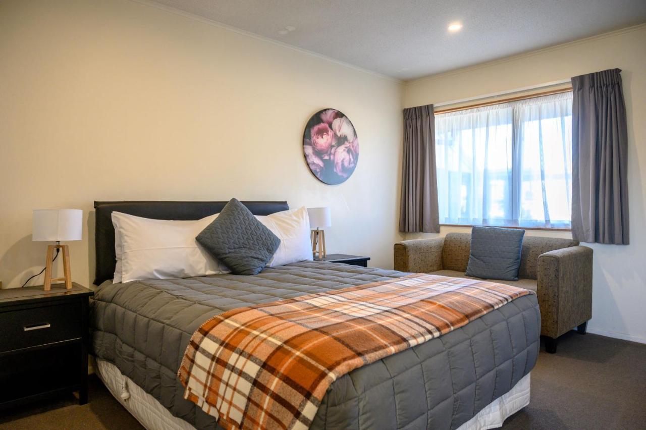 Foreshore Motor Lodge Lower Hutt Bagian luar foto